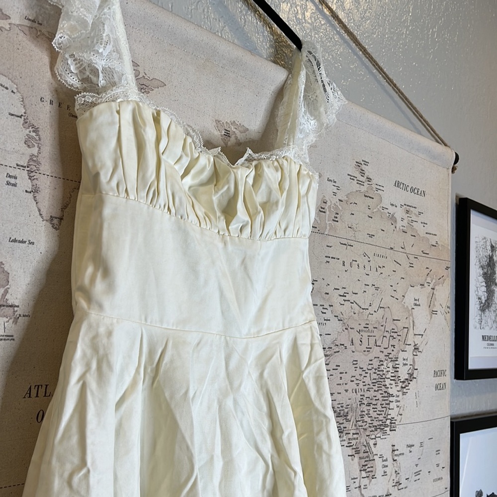 HOUSE OF CB 'Kaia' Ivory A-Line Mini Dress NWOT - Picture 16 of 17